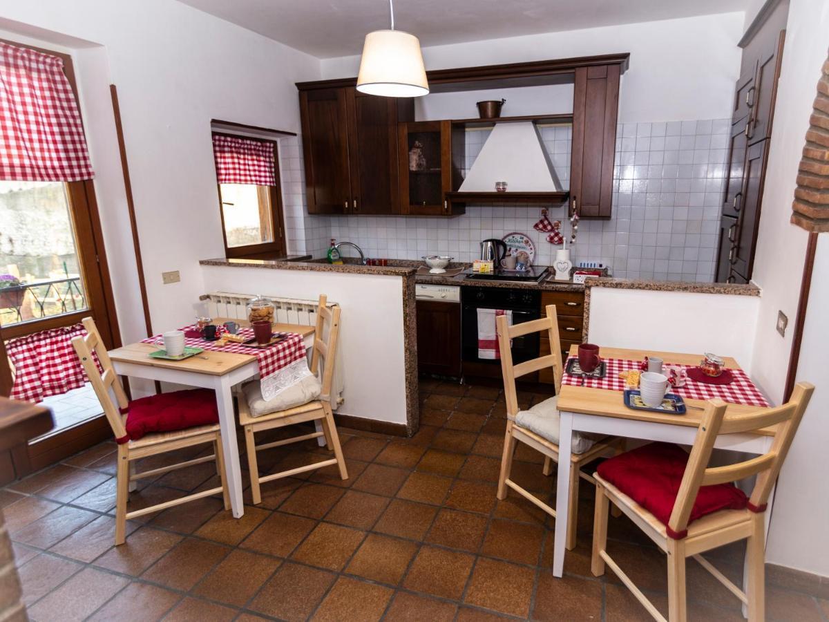 ホテル La Casa Di Benvenuto モンテッキオ エクステリア 写真